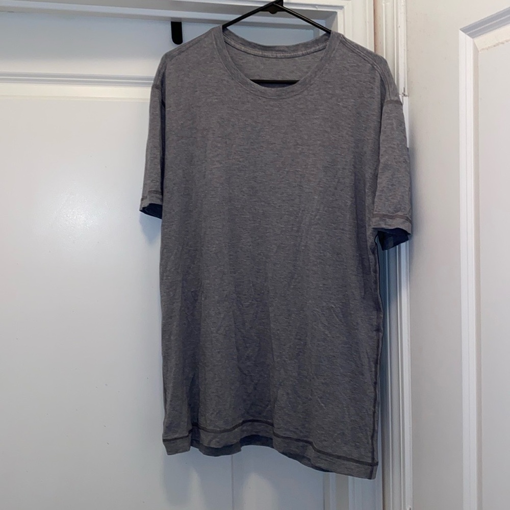 Men’s Lululemon Top